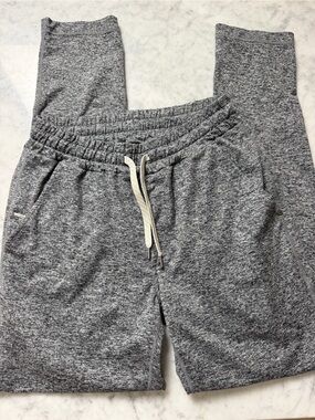 Vuori Heather Gray Drawstring Joggers